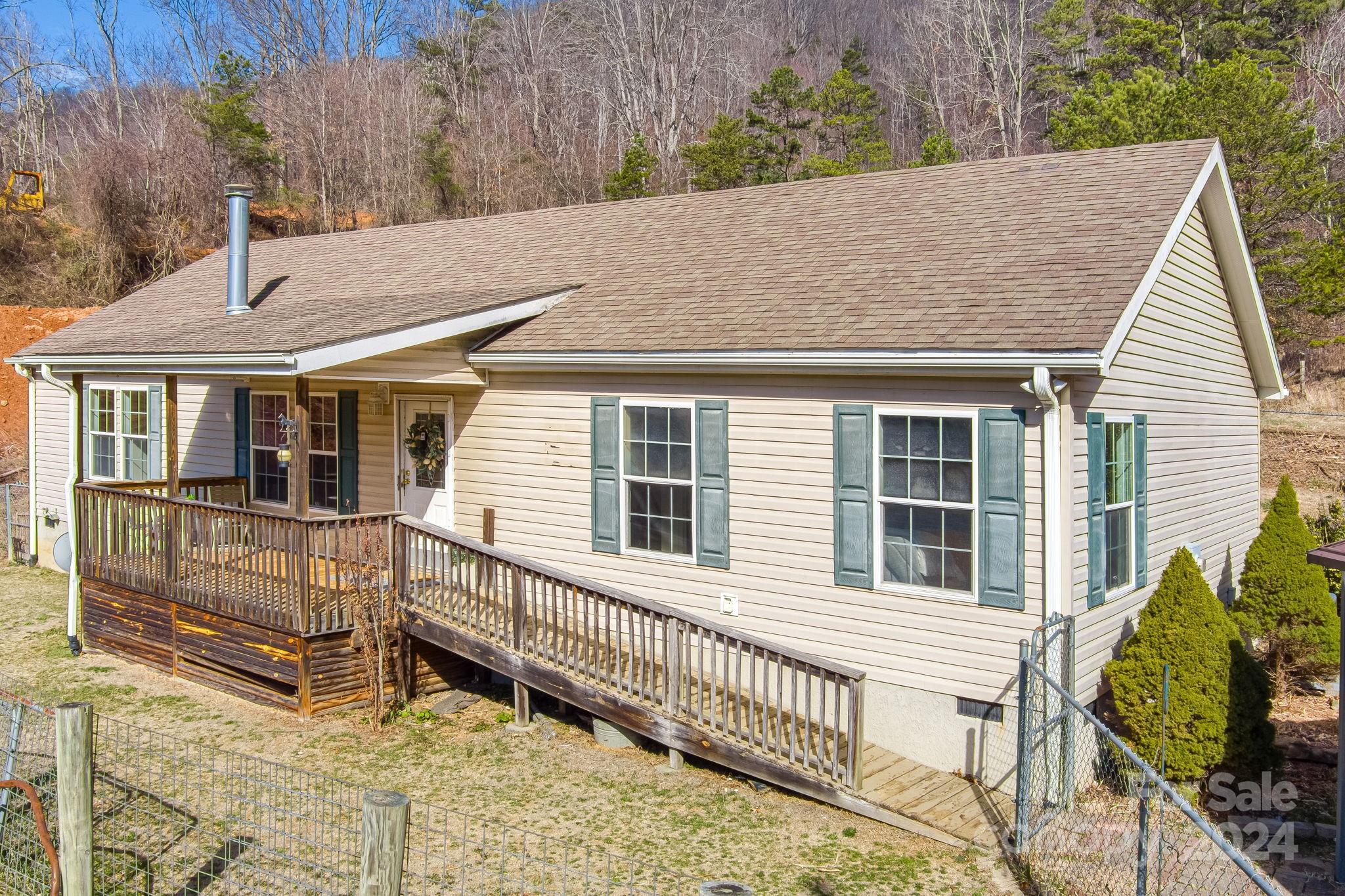 23 Yorkie Drive Clyde NC 28721