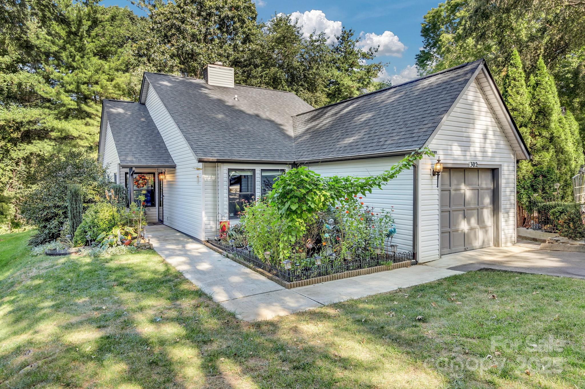 302 Oak Place Asheville NC 28803