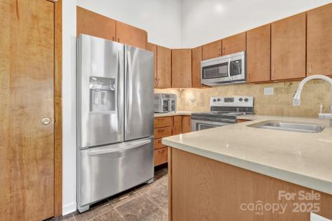 302 Oak Place Asheville NC 28803