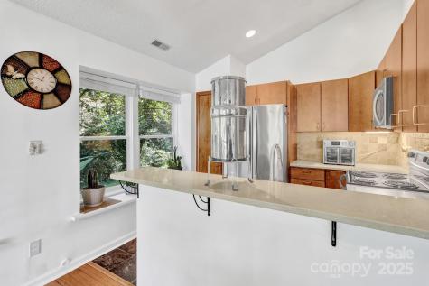 302 Oak Place Asheville NC 28803