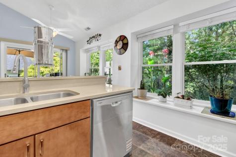 302 Oak Place Asheville NC 28803