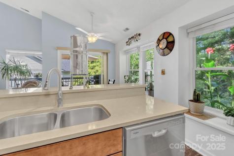 302 Oak Place Asheville NC 28803