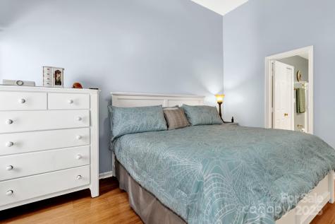 302 Oak Place Asheville NC 28803