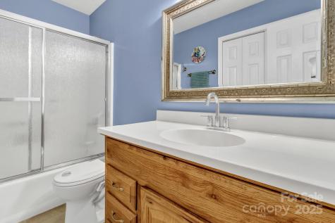 302 Oak Place Asheville NC 28803