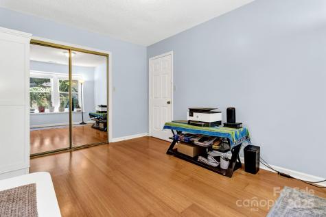 302 Oak Place Asheville NC 28803