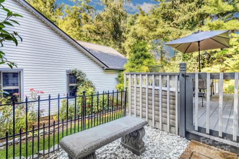 302 Oak Place Asheville NC 28803