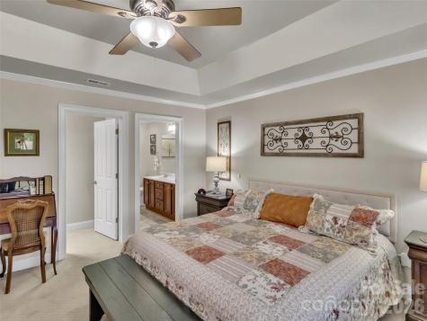 49 Kenai Trail Waynesville NC 28786