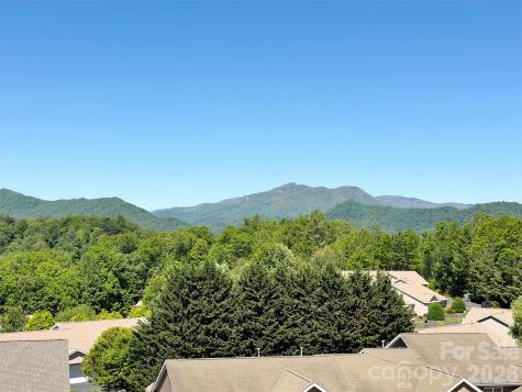49 Kenai Trail Waynesville NC 28786