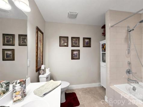 49 Kenai Trail Waynesville NC 28786