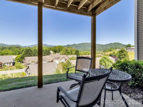 49 Kenai Trail Waynesville NC 28786