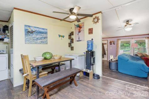131 Vinewood Circle Asheville NC 28806