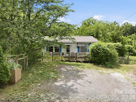 131 Vinewood Circle Asheville NC 28806