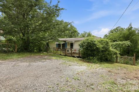 131 Vinewood Circle Asheville NC 28806