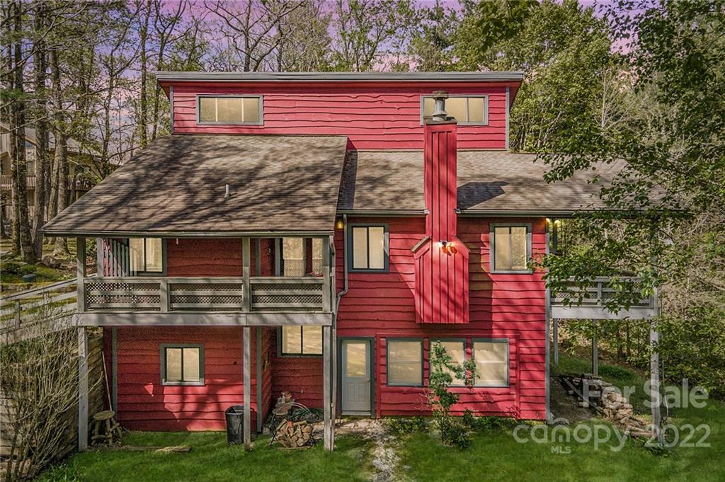 144 Toxaway Heights Lake Toxaway NC 28747