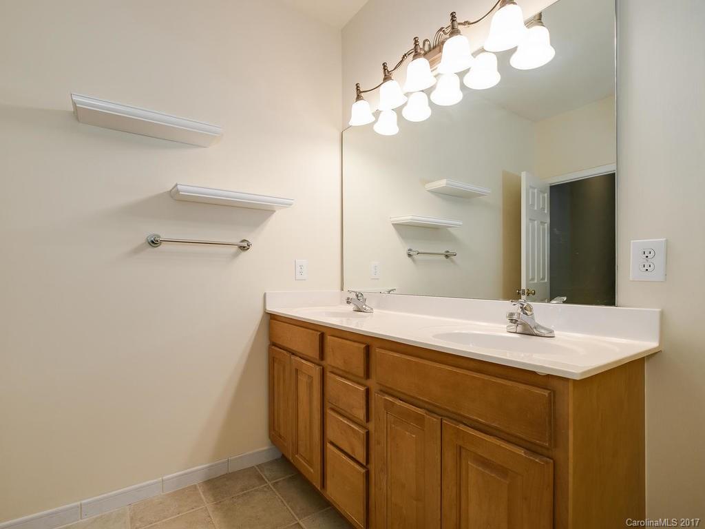 7416 Newmans Lane Charlotte NC 28270