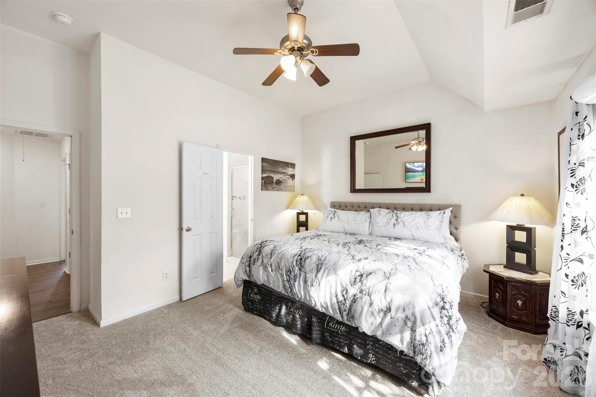 624 Cliffs Inn Circle Charlotte NC 28214