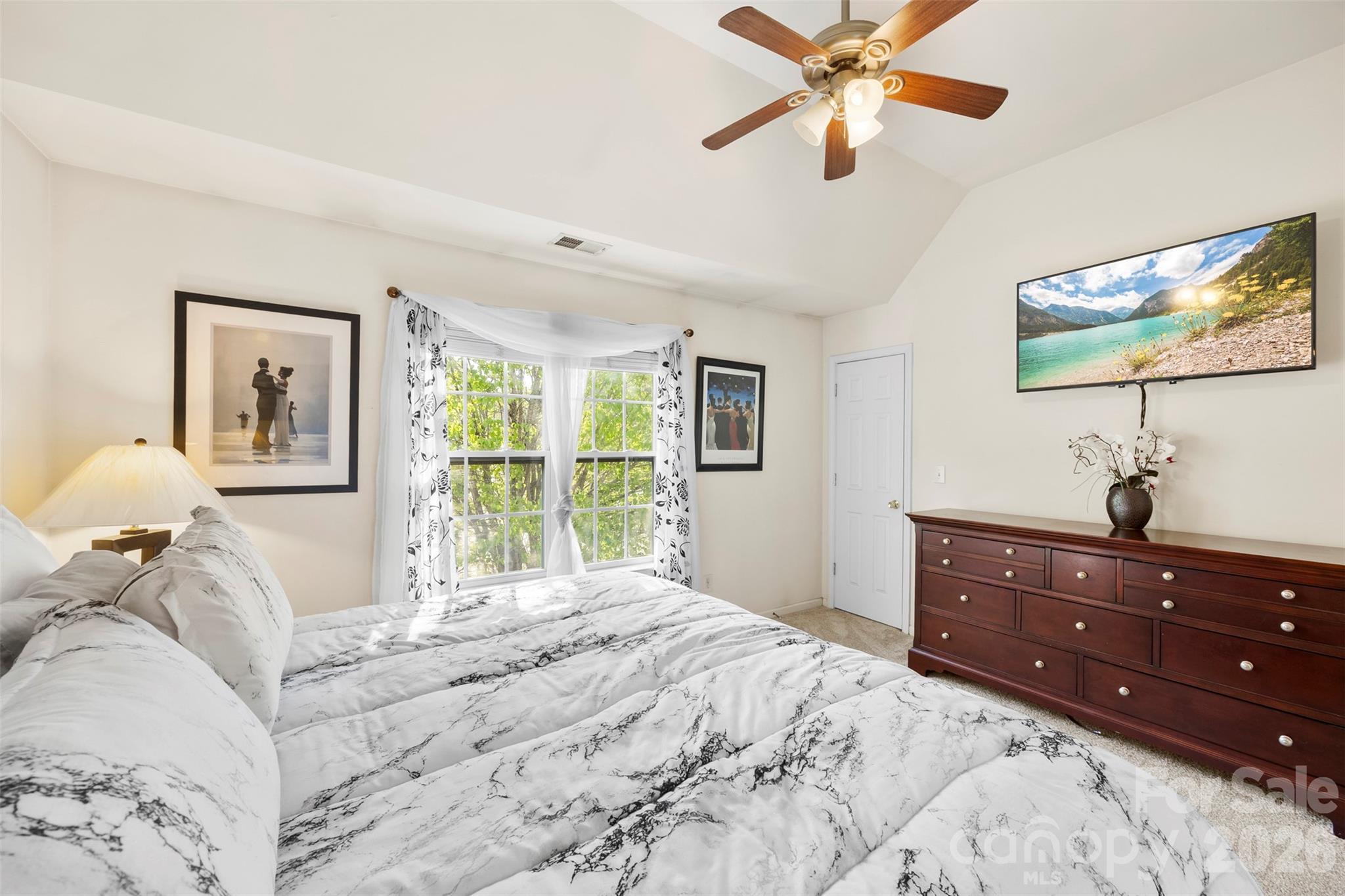 624 Cliffs Inn Circle Charlotte NC 28214