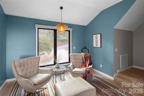 1202 Davis Mountain Road Hendersonville NC 28739