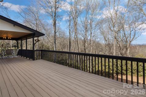 1202 Davis Mountain Road Hendersonville NC 28739