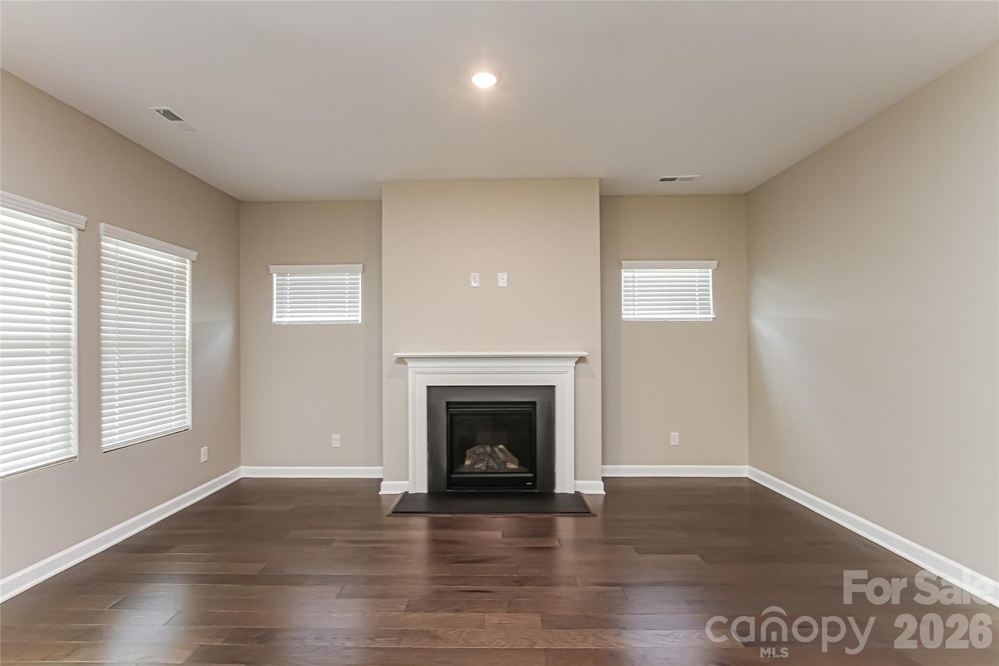 1843 Lotus Lane Denver NC 28037