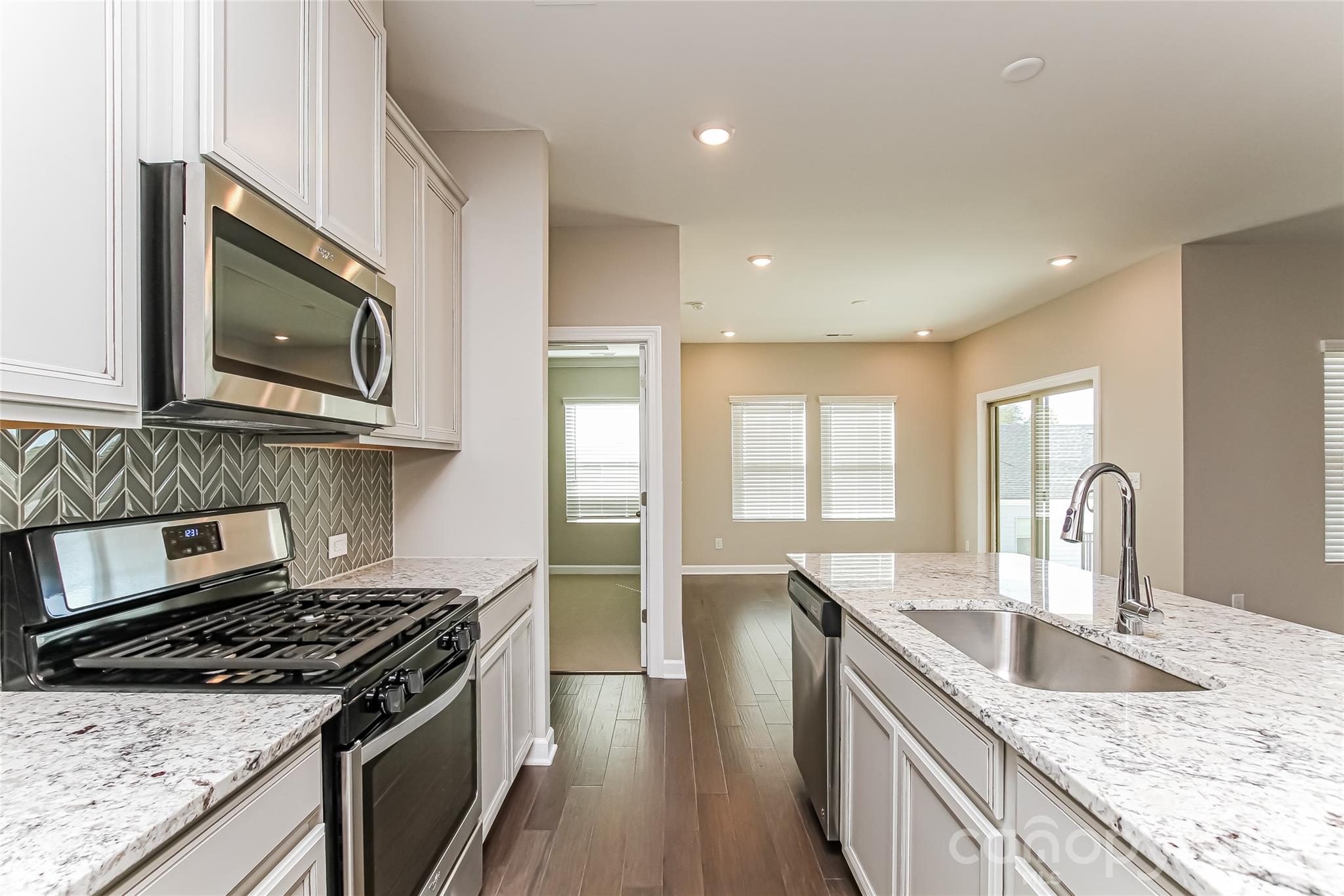 1843 Lotus Lane Denver NC 28037