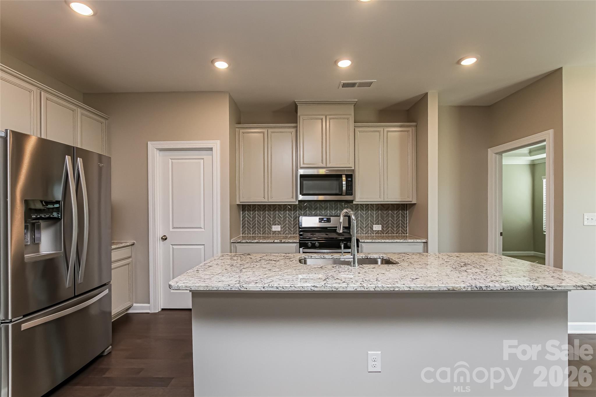 1843 Lotus Lane Denver NC 28037