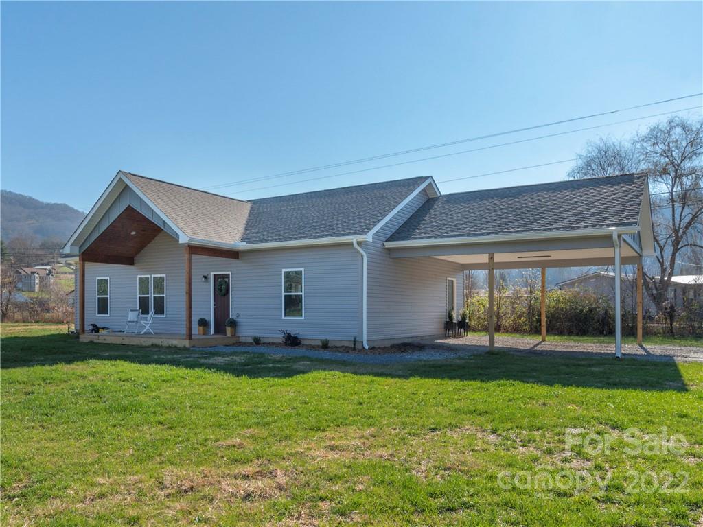 41 Utah Mountain Road Waynesville NC 28785