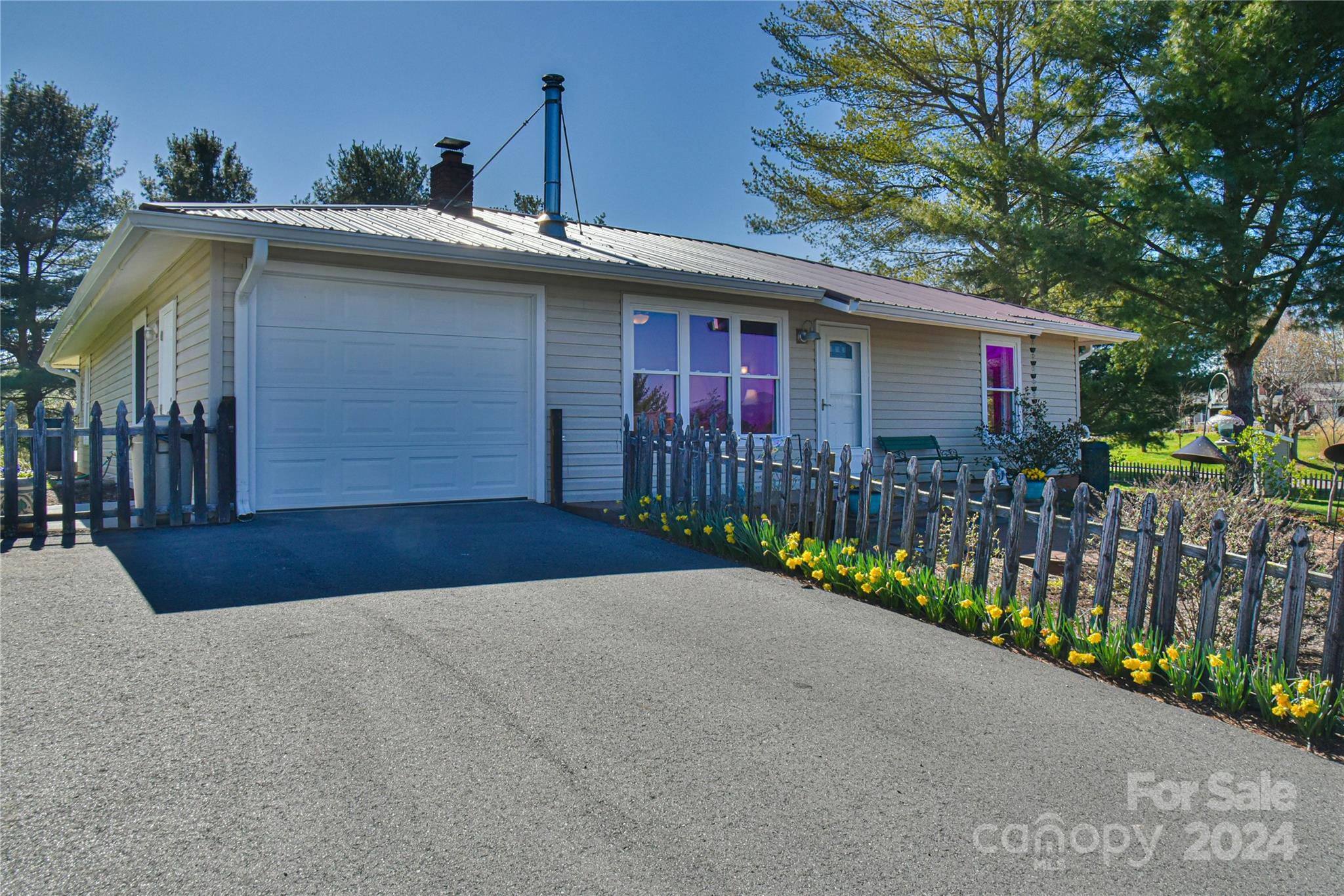 15 Donna Lane Alexander NC 28701