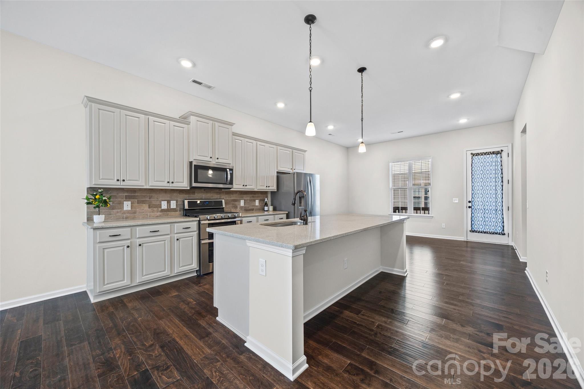 9236 Ainslie Downs Street Charlotte NC 28273