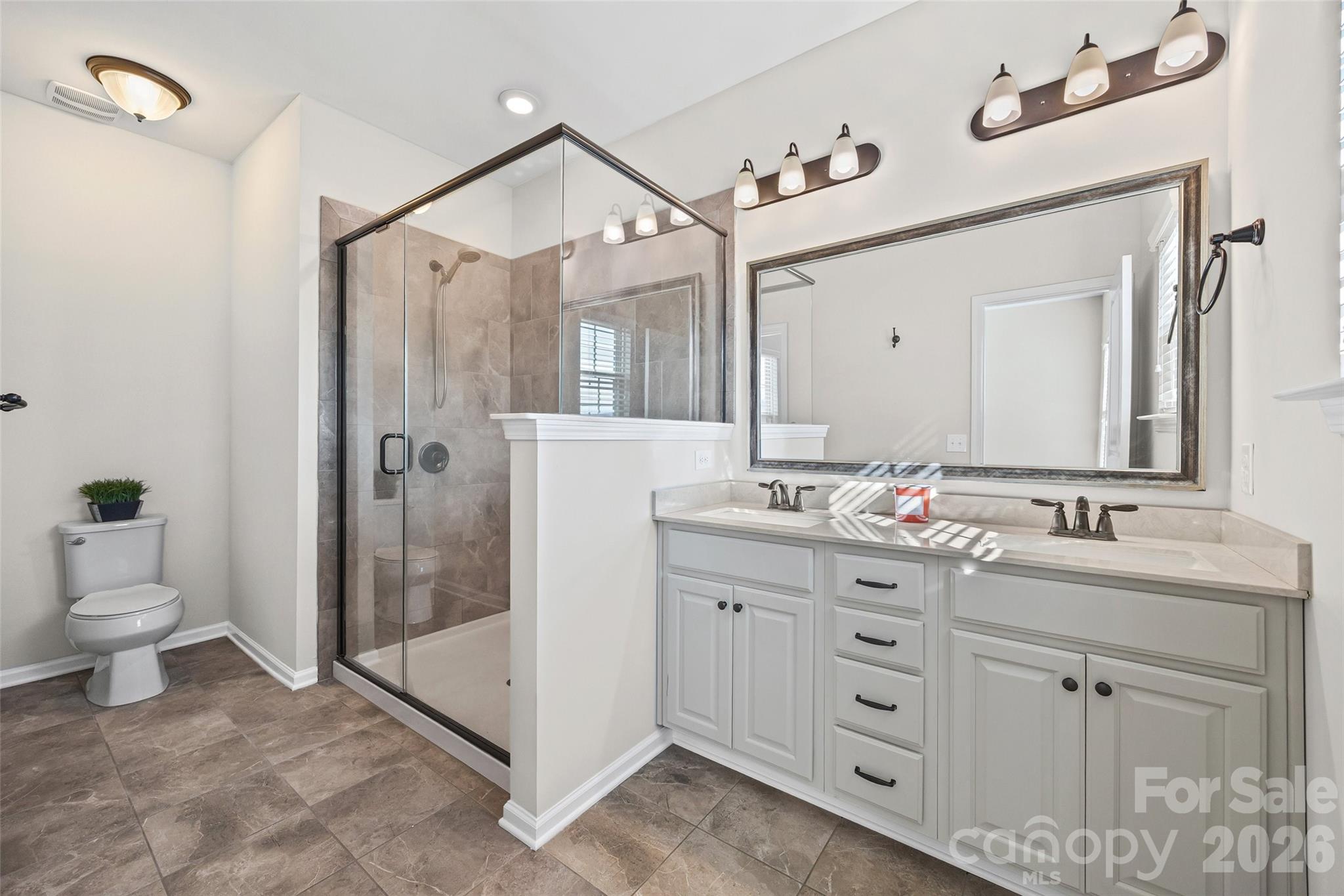 9236 Ainslie Downs Street Charlotte NC 28273