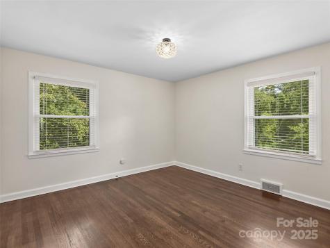 8 Bevlyn Drive Asheville NC 28803