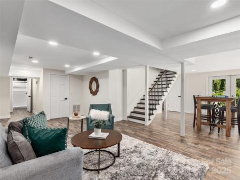 8 Bevlyn Drive Asheville NC 28803