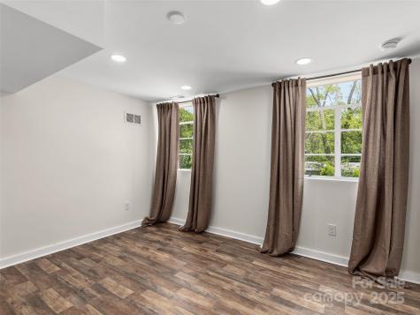 8 Bevlyn Drive Asheville NC 28803