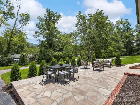 8 Bevlyn Drive Asheville NC 28803