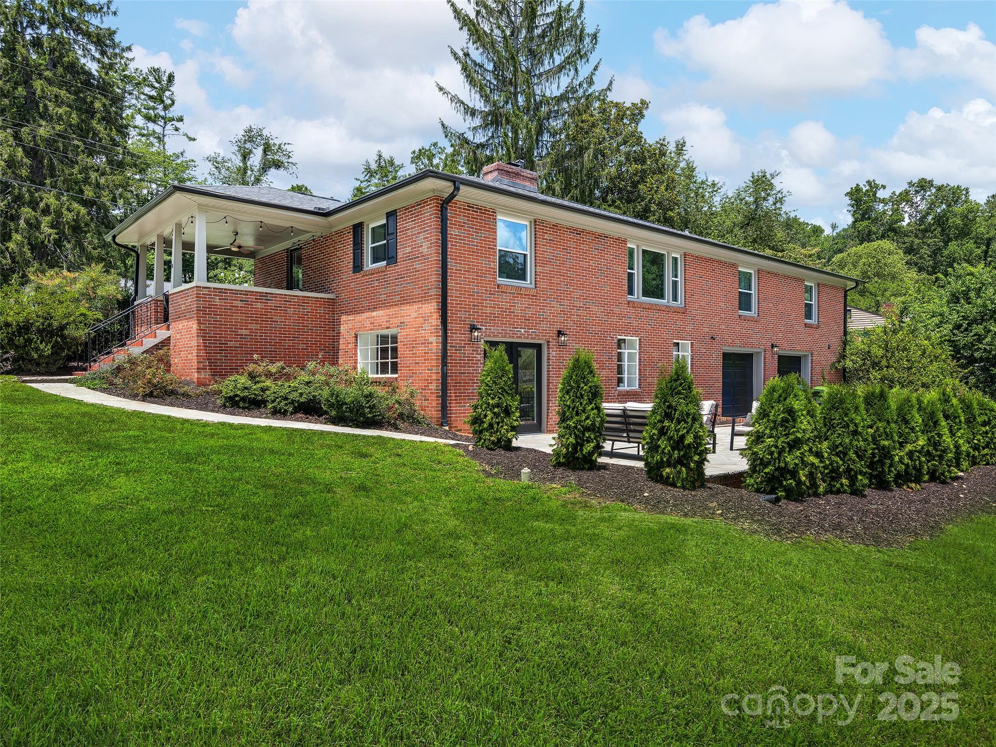 8 Bevlyn Drive Asheville NC 28803