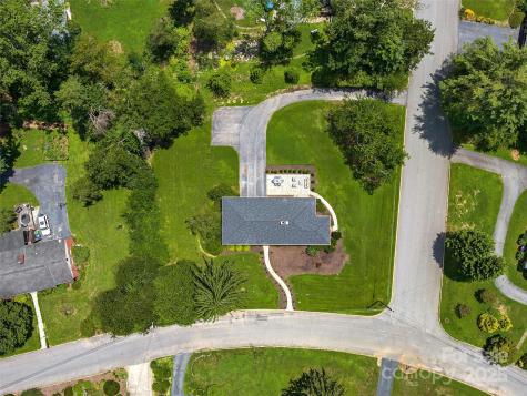 8 Bevlyn Drive Asheville NC 28803