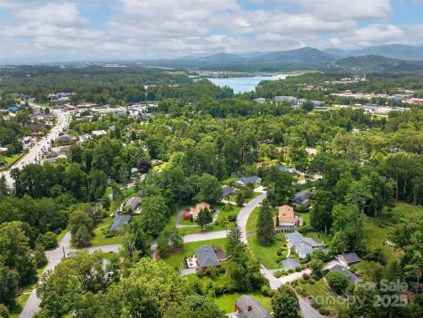 8 Bevlyn Drive Asheville NC 28803