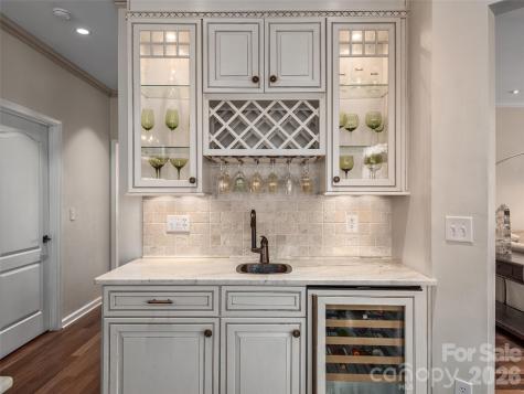 335 Red Fox Circle Asheville NC 28803