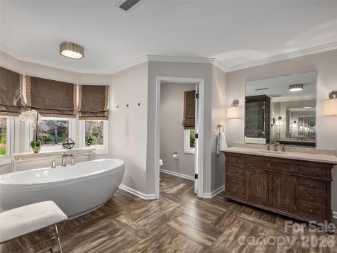 335 Red Fox Circle Asheville NC 28803