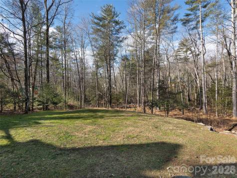 335 Red Fox Circle Asheville NC 28803