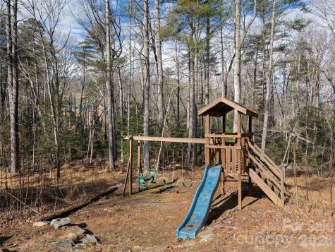 335 Red Fox Circle Asheville NC 28803