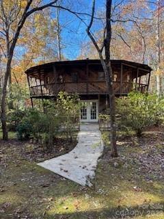 667 Pinewood Knoll Drive Hendersonville NC 28739