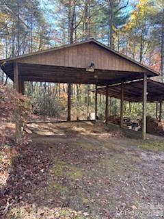 667 Pinewood Knoll Drive Hendersonville NC 28739