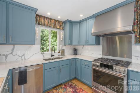 5 Crooked Tree Lane Black Mountain NC 28711