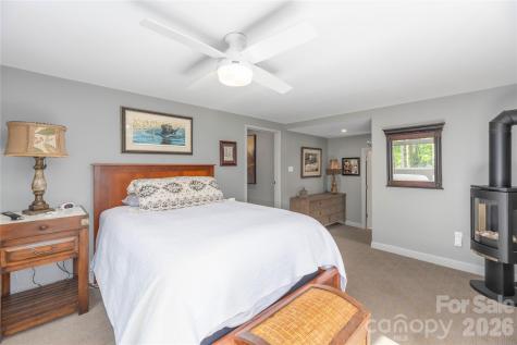 5 Crooked Tree Lane Black Mountain NC 28711
