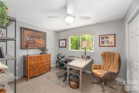 5 Crooked Tree Lane Black Mountain NC 28711