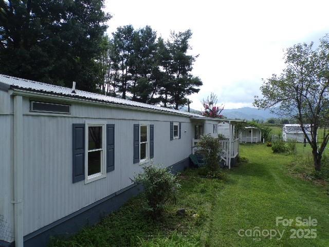 71 Flat Creek Road Waynesville NC 28785