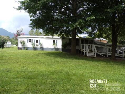 71 Flat Creek Road Waynesville NC 28785