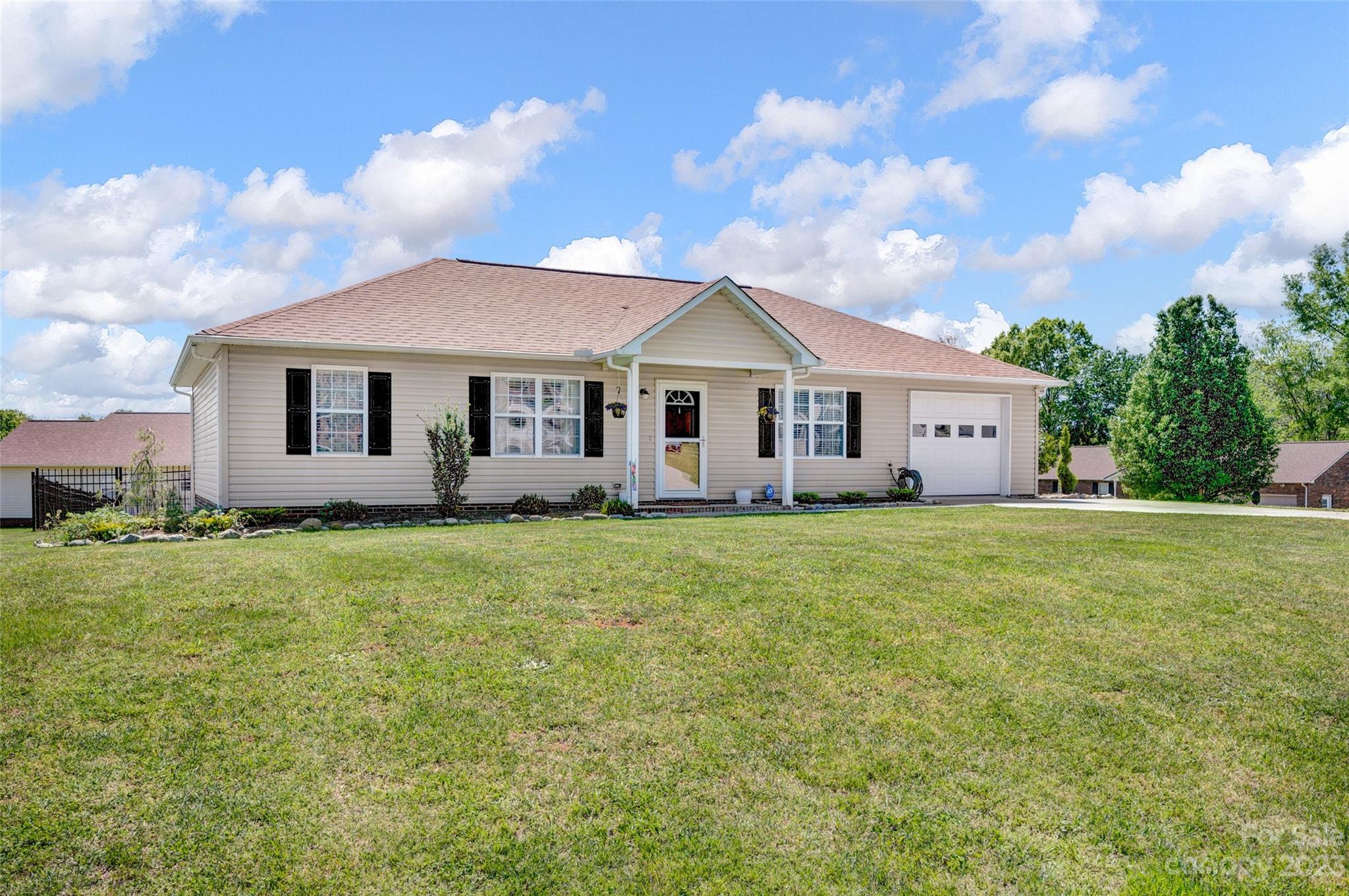 2317 7th Avenue NW Hickory NC 28601