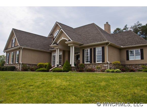 14 Devonshire Drive Weaverville NC 28787